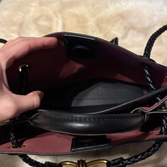 Black Woven Handbag - Picture 2 of 6